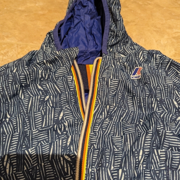 Boys reversible K-Way size 4 T - Picture 3 of 4